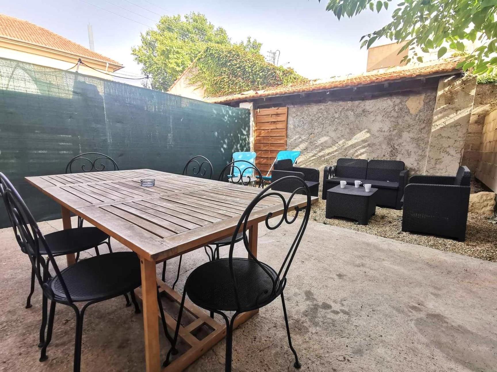 L'Hypercentre - Clim - Terrasse - Wifi Apartment Miramas Luaran gambar